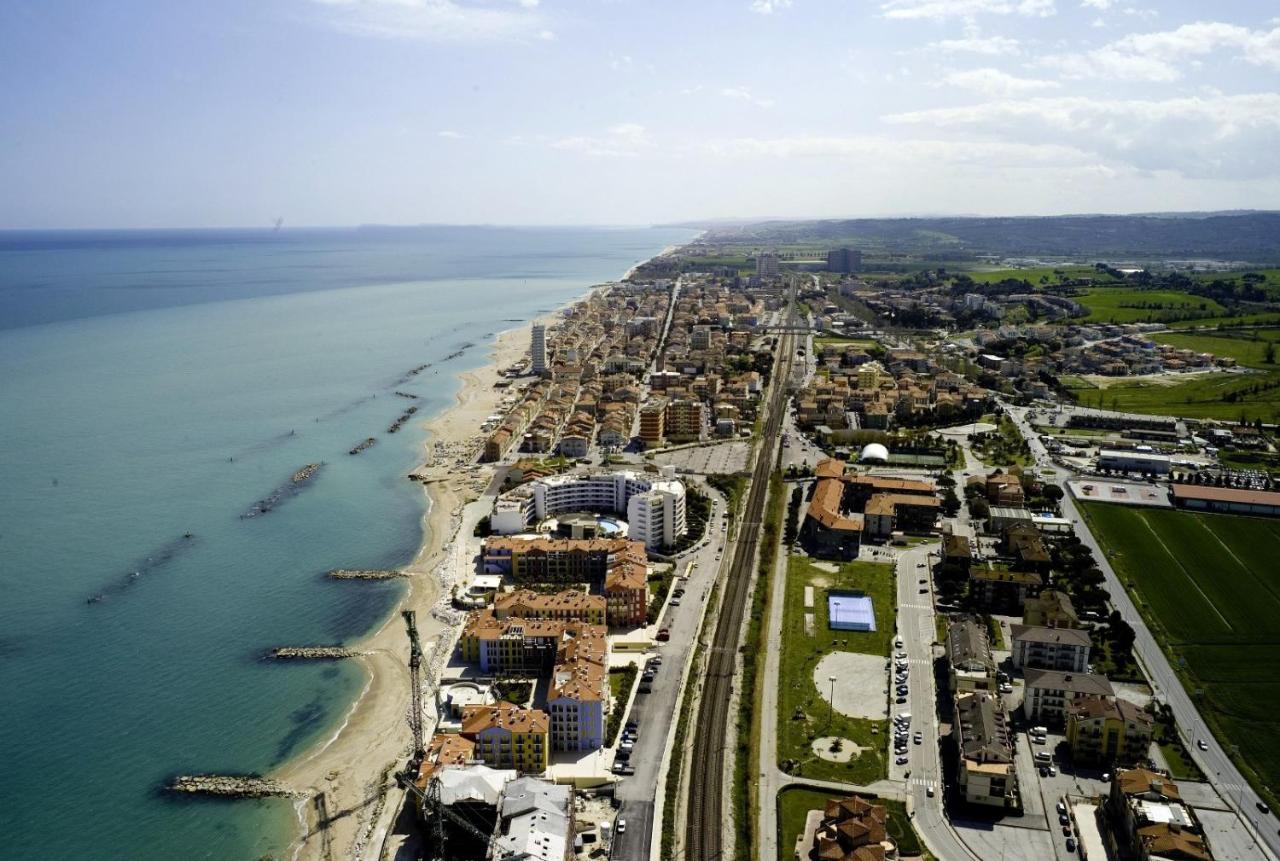 Appartamento Paradiso Azzurro Porto Recanati Exterior foto