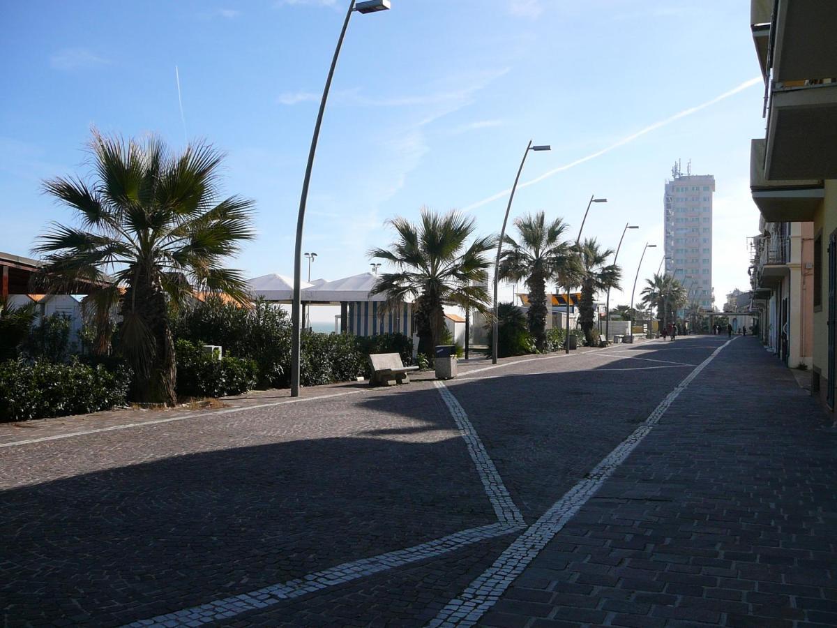 Appartamento Paradiso Azzurro Porto Recanati Exterior foto